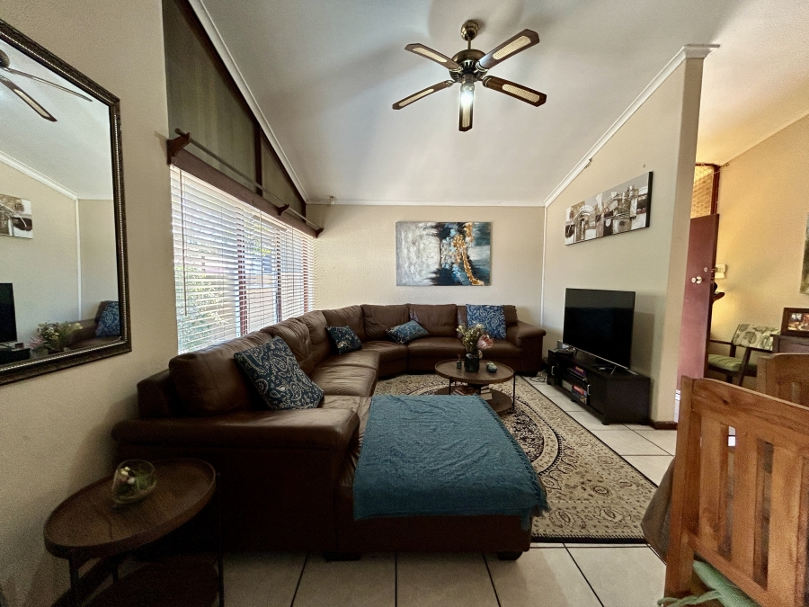 3 Bedroom Property for Sale in Churchill Estate Western Cape